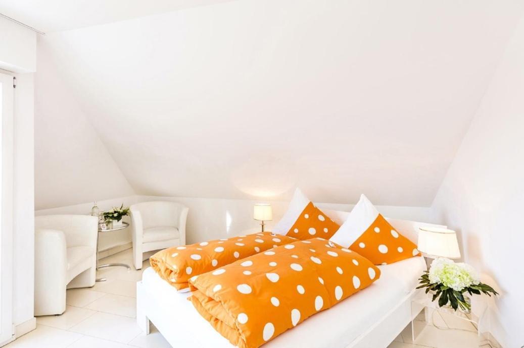 Hotel Villa Falkenberg Dusseldorf Bagian luar foto