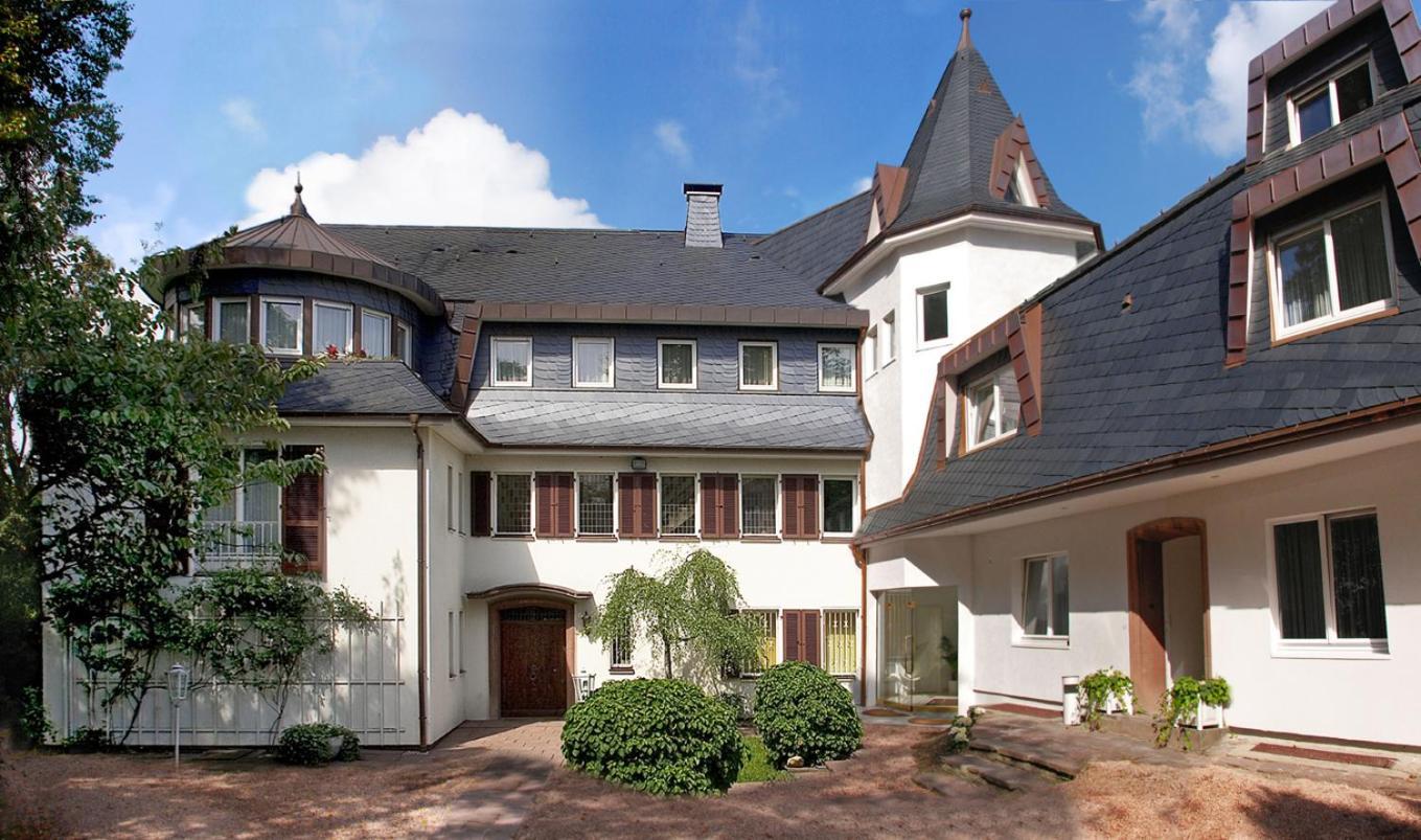 Hotel Villa Falkenberg Dusseldorf Bagian luar foto