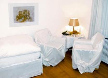 Hotel Villa Falkenberg Dusseldorf Bagian luar foto